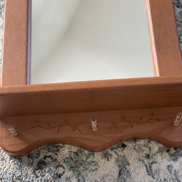 Vintage Mirror with Apple and Vine Accents - Picture 4 of 5